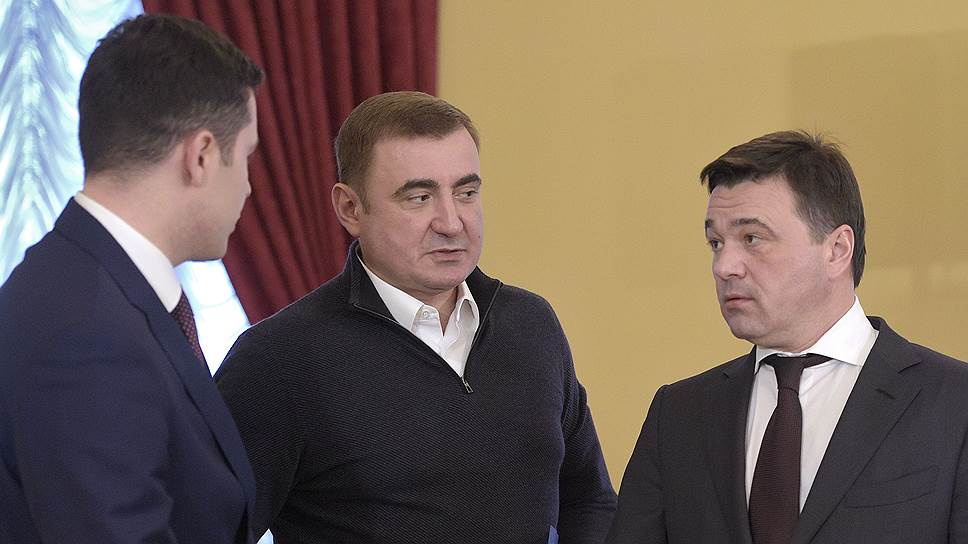 Слева направо: губернатор Калининградской области Антон Алиханов, губернатор Тульской области Алексей Дюмин и губернатор Московской области Андрей Воробьев