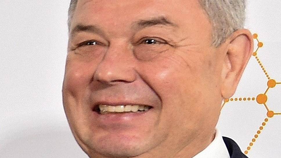 Анатолий Артамонов