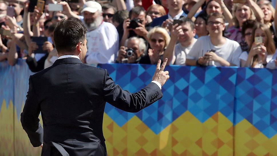 Как Владимир Зеленский налаживает связь с народом 