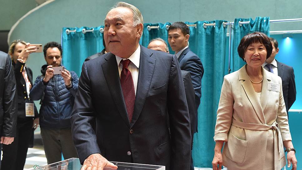 Пожизненный лидер нации Нурсултан Назарбаев 