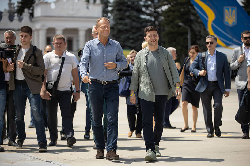 Председатель Европейского совета Дональд Туск и президент Украины Владимир Зеленский 