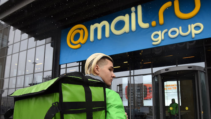 Сбербанк и Mail.ru Group объединяют еду и такси