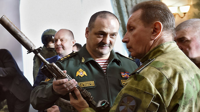 Двое на первого