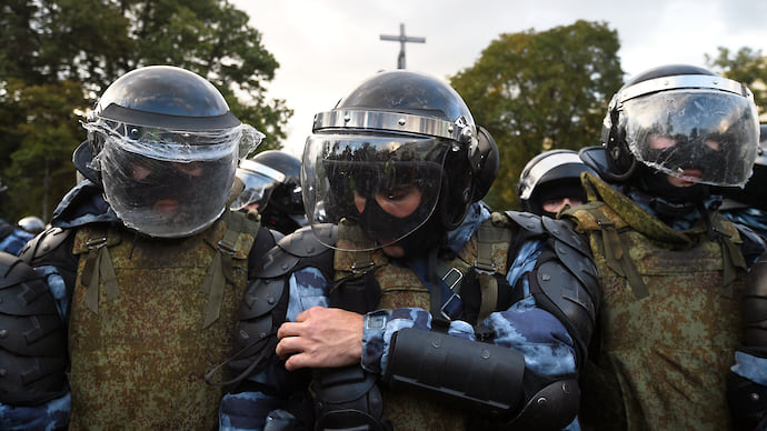 Суд частично поддержал оппозицию