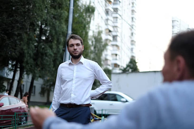 Роман Юнеман 