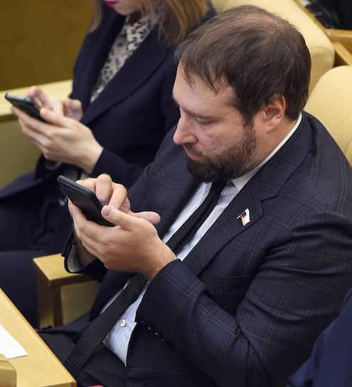 Член комитета Госдумы по информационной политике, информационным технологиям и связи Антон Горелкин