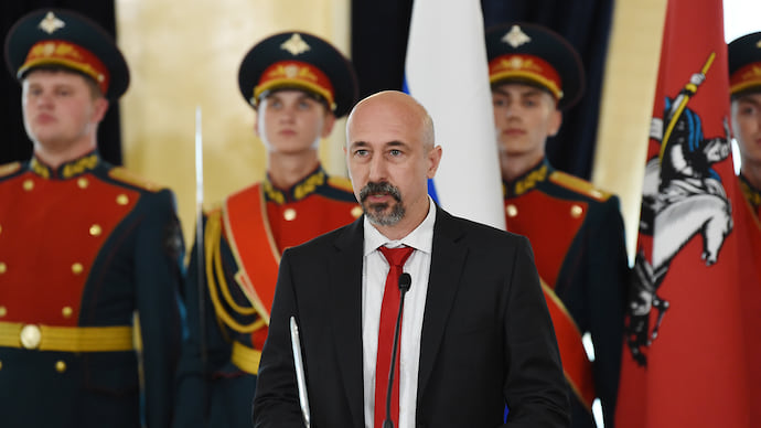 Депутаты сообразили на двоих
