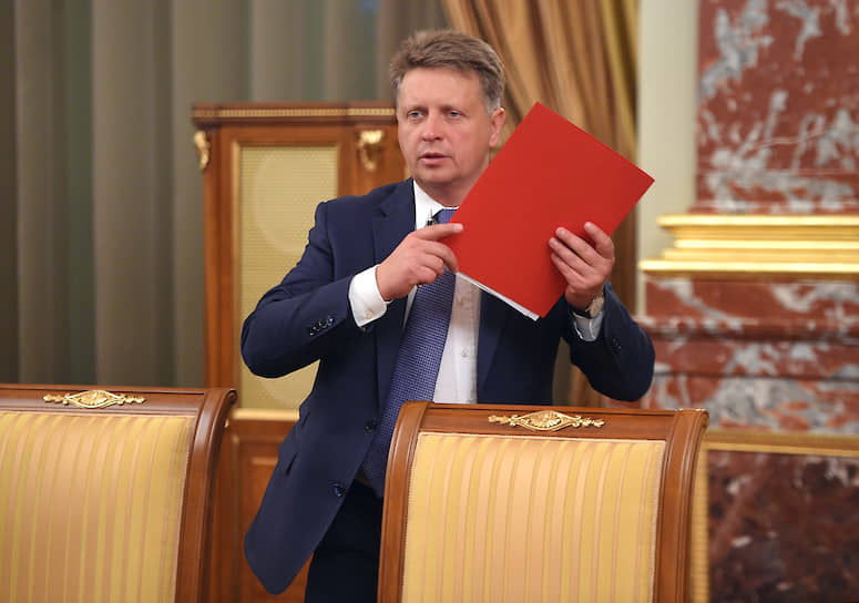 Максим Соколов 