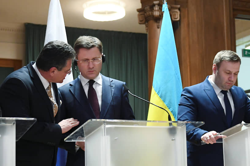 Вице-президент Еврокомиссии Марош Шефчович, министр энергетики России Александр Новак, министр энергетики и охраны окружающей среды Украины Алексей Оржель