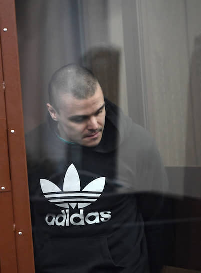 Сергей Суровцев (на фото) и Самариддин Раджабов отказались признать вину в применении и угрозе применения насилия к полицейским