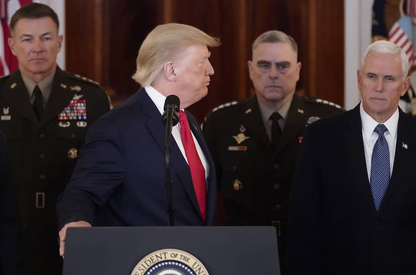 Дональд Трамп выразил намерение не воевать с Ираном, а мирно задавить его санкциями 