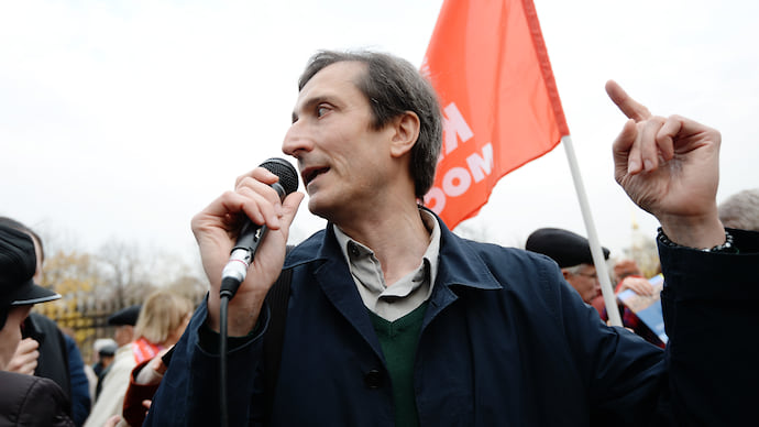 Москвичи влезли в гражданские долги