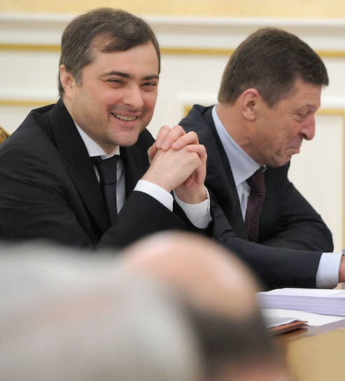 Вопрос о том, за кем в Кремле закреплен Донбасс — за Владиславом Сурковым или Дмитрием Козаком,— собеседников “Ъ” ставит в тупик