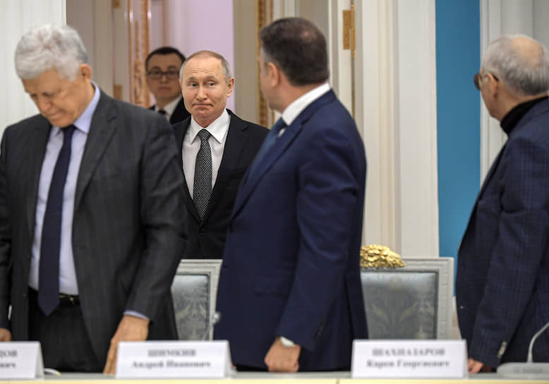 Президент России Владимир Путин в этот раз согласился со всем, что ему предложили, кроме одного пункта. Но и этот отказ стал продолжением его согласия 