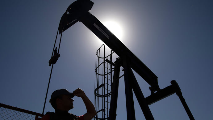 У нефтяников сдают баррели