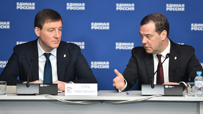 Губернаторов рекомендовали в партию