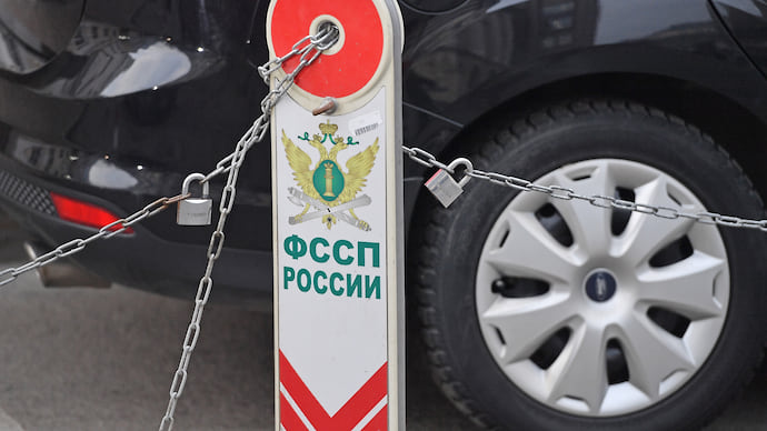 Суды проявили бесприставность