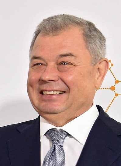 Анатолий Артамонов 