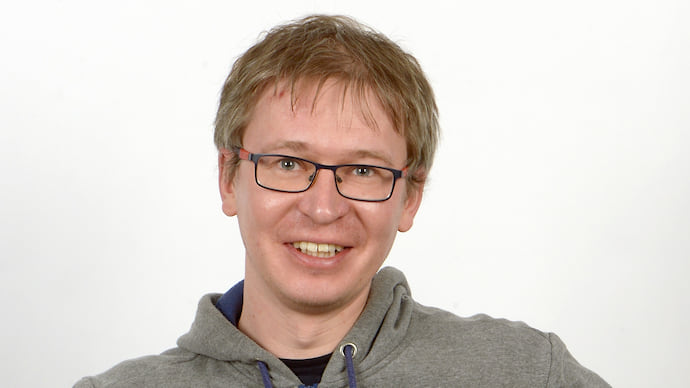 С товарищеским приветом