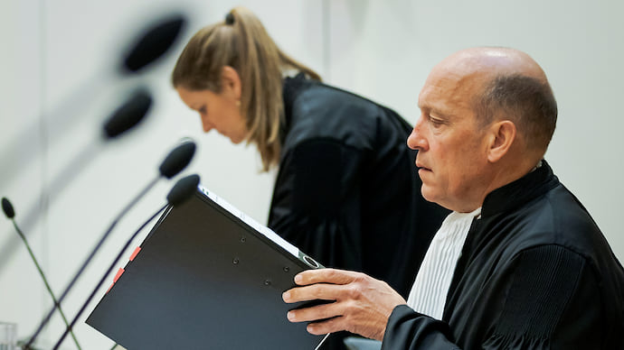 По делу MH17 проверили телефонную связь