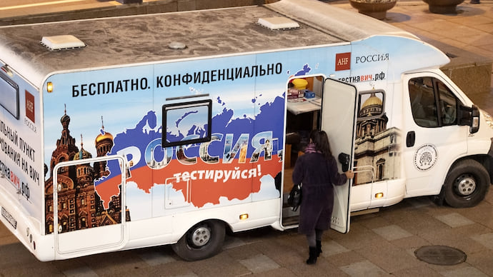 Без презервативов и лубрикантов