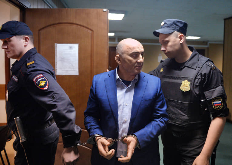 Магомед Хизриев вместо повышения может получить девятилетний срок 