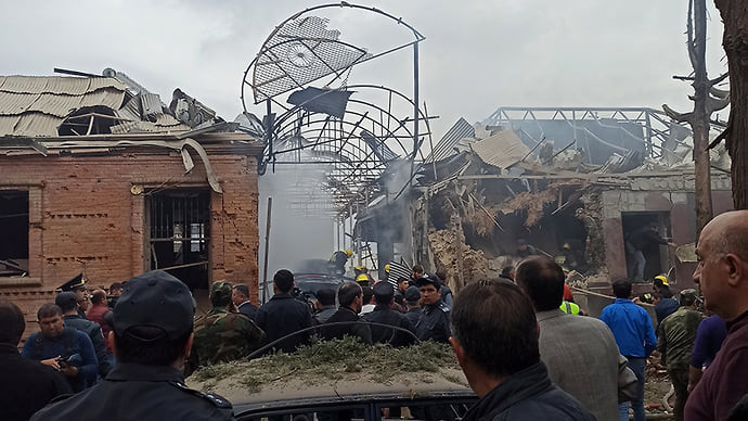 Азербайджан собрался с селами