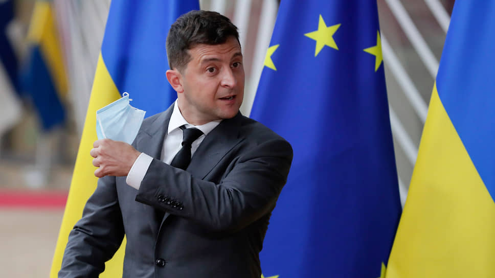 Какие пять вопросов Владимир Зеленский решил задать украинцам 