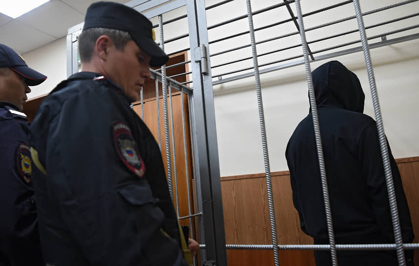Предполагаемый криминальный авторитет Олег Медведев (Шишканов, Олег Раменский)