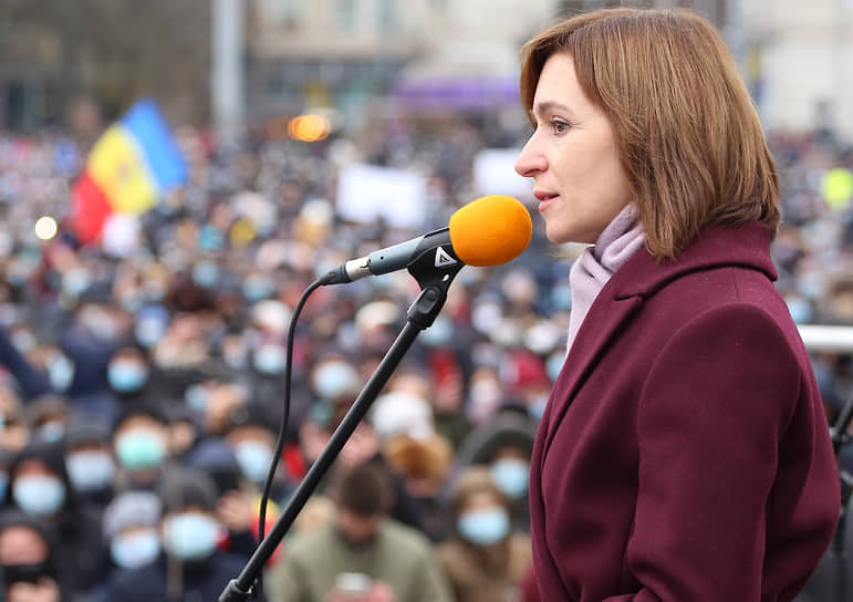 Антироссийские лозунги на митингах Майи Санду могут выдавить ее в радикально правое поле, из которого она небезуспешно пыталась выбраться во время президентской кампании