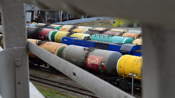 «Роснефть» загрузит железную дорогу