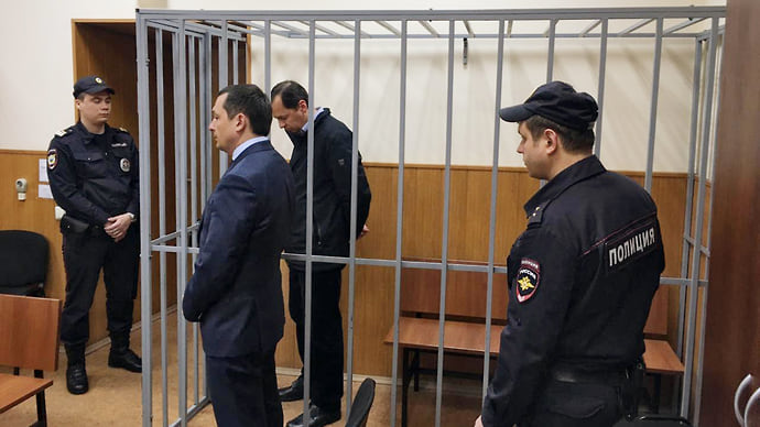 Генералов МВД просят рассчитаться за девелопера