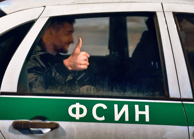Наряду с товарищами Алексея Навального по борьбе с властью под домашним арестом по итогам протестов оказался и его брат Олег (на фото) 