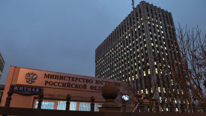 Амурские тигры спасли НКО
