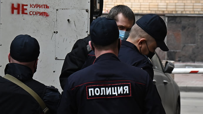 Миллиардер Захарченко не принял взятку в полтора миллиарда