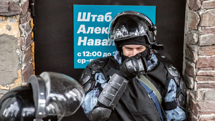 Алексей Навальный остался без штабов
