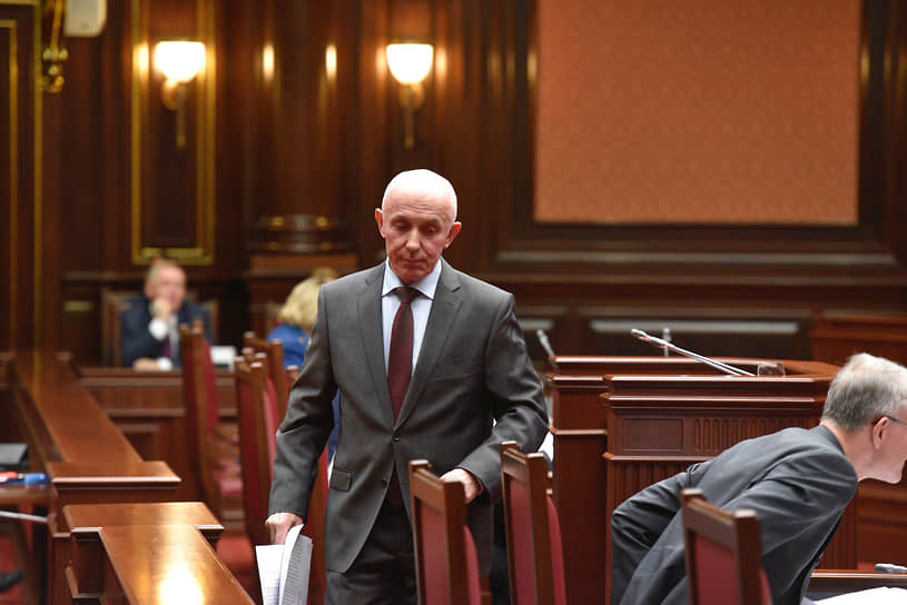 Депутат Госдумы от КПРФ Юрий Синельщиков