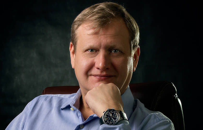 Александр Бурдин