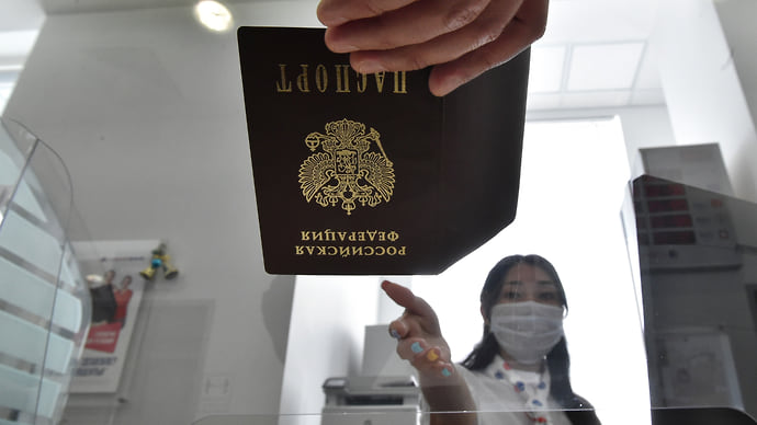 Светофор поставили на паузу