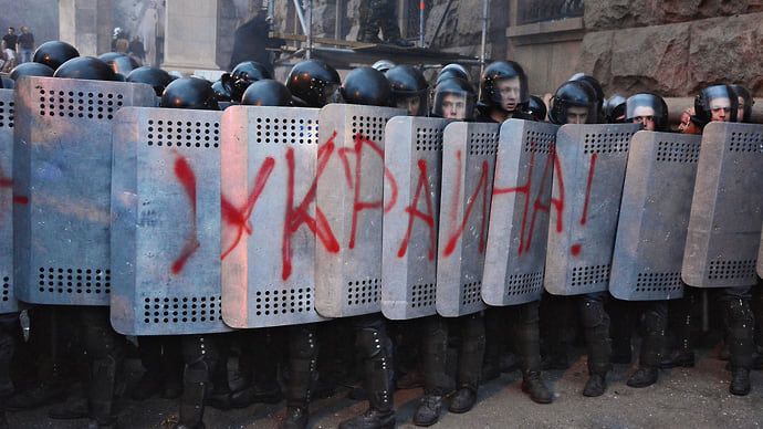 Наступление на Украину началось в Страсбурге