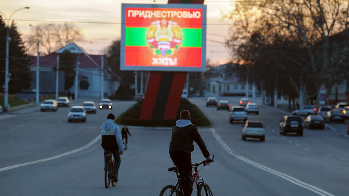Приднестровье оказалось между двух друзей