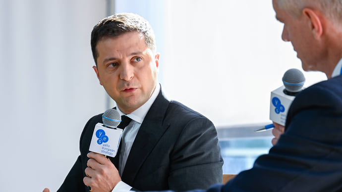 Владимир Зеленский все шутит насчет войны