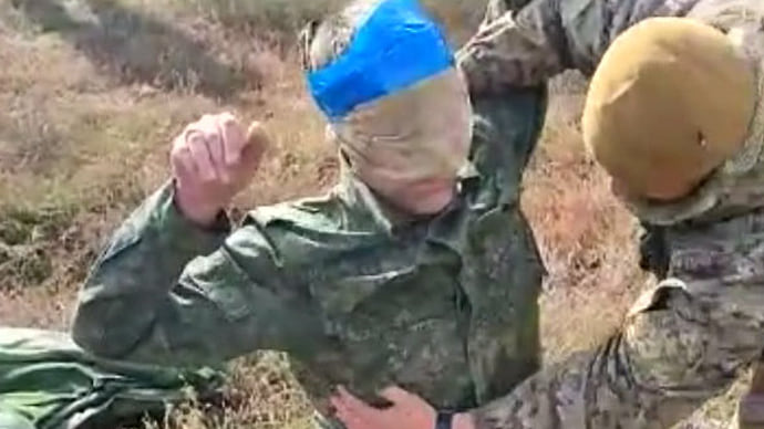 Разведчик по паспорту