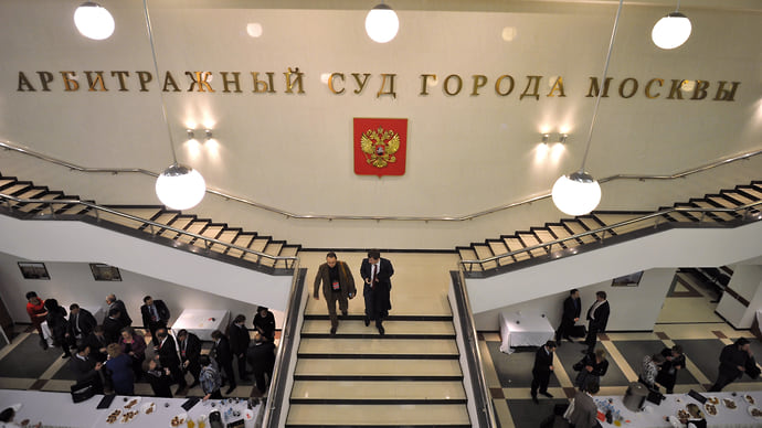 Судья не пожалела денег для бывшей помощницы