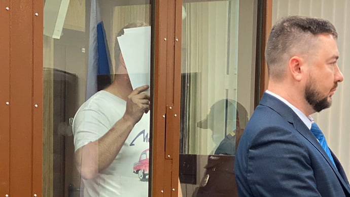 Строителя оставили дома
