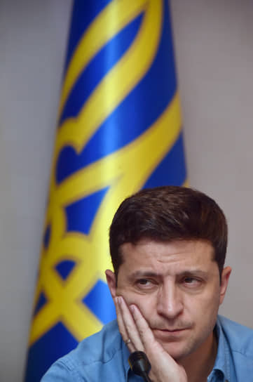 Владимир Зеленский назвал «ошибкой» отъезд американских дипломатов и призвал Вашингтон не нагнетать обстановку 