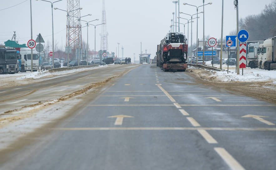 Многосторонний автомобильный пункт пропуска «Нехотеевка»