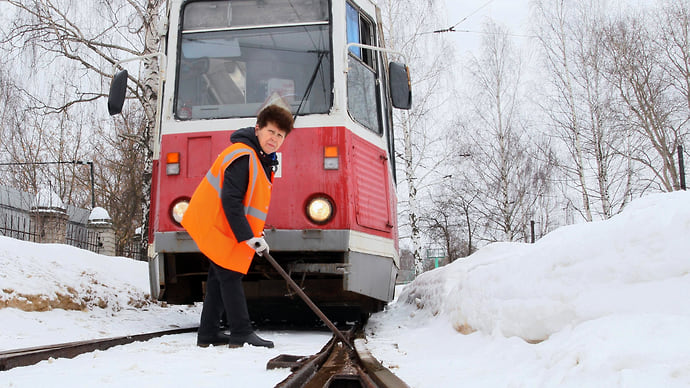 Электротранспорт встает на пути