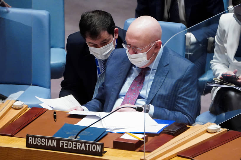 Постпред РФ при ООН Василий Небензя попытался убедить остальных членов Совбеза в том, что в распоряжении Минобороны РФ оказались документы, подтверждающие крайнюю опасность биологических лабораторий на территории Украины 