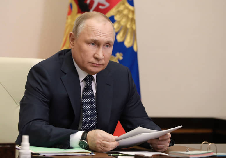 На совещании про авиацию мир услышал прежде всего про газ